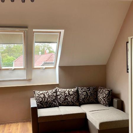 Gyula Var Premium Apartman エクステリア 写真