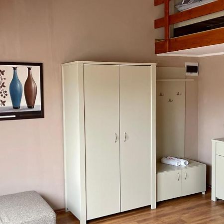 Gyula Var Premium Apartman エクステリア 写真